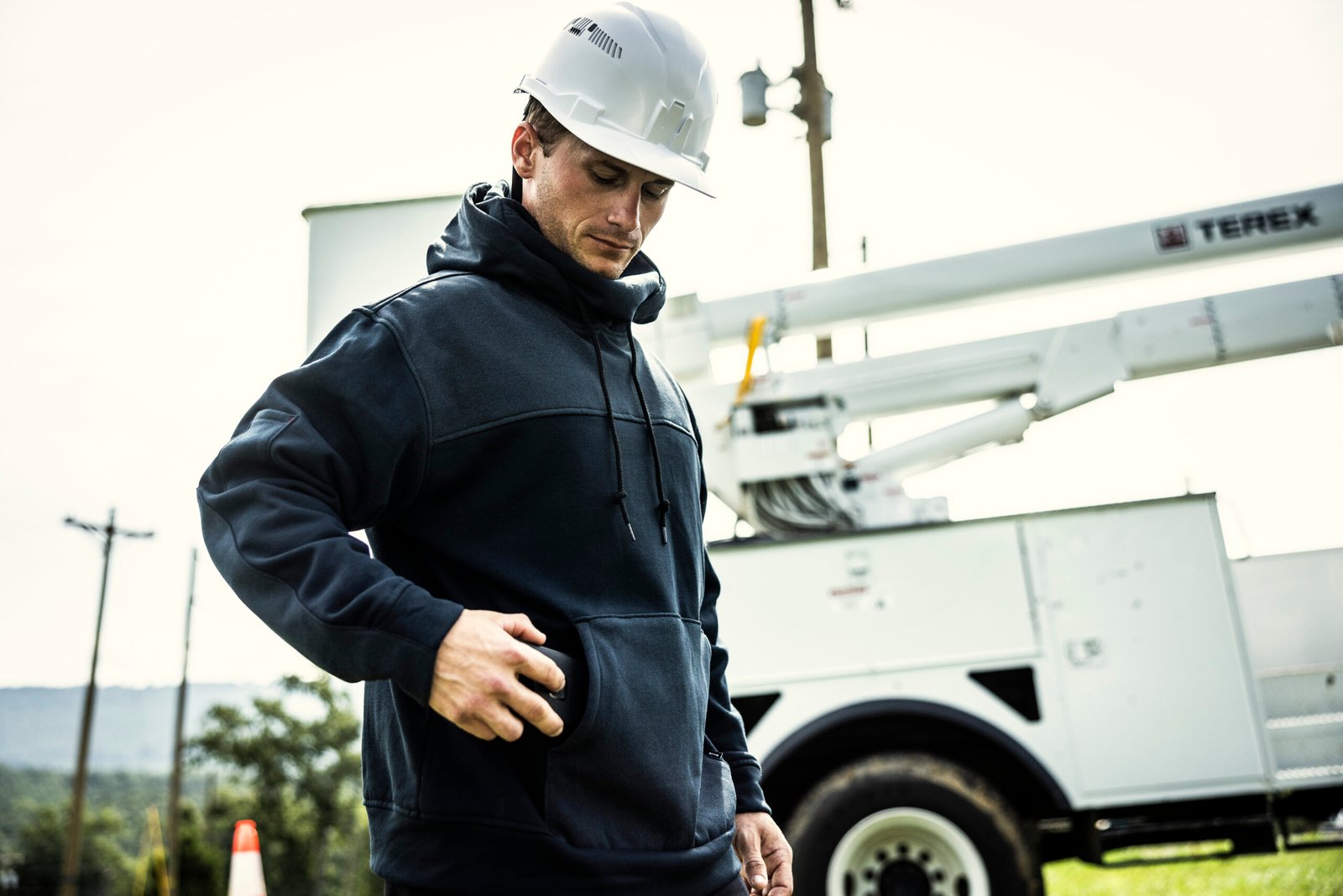 Men's FR Fleece Hoodie - Image 7