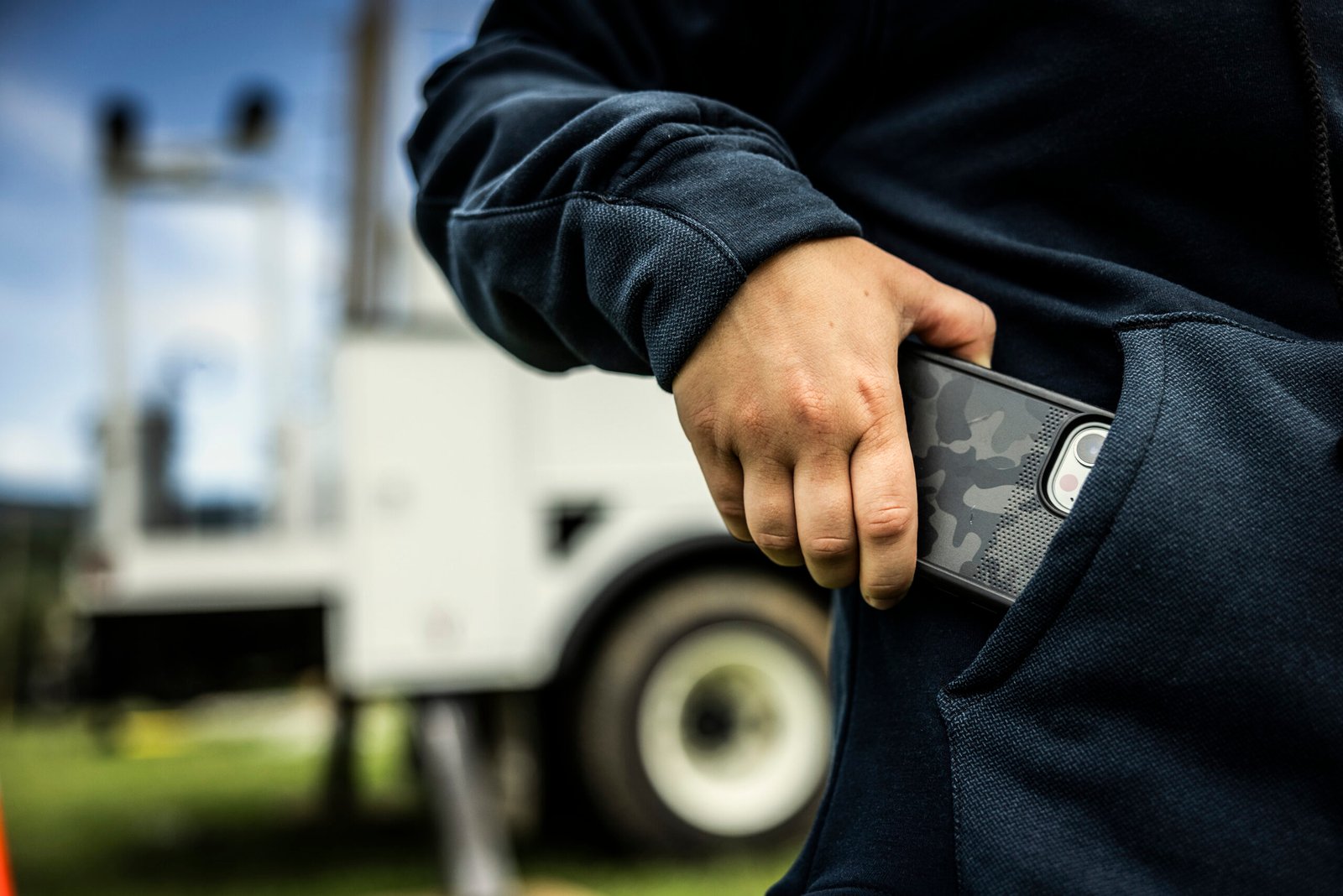 Men's FR Fleece Hoodie - Image 6