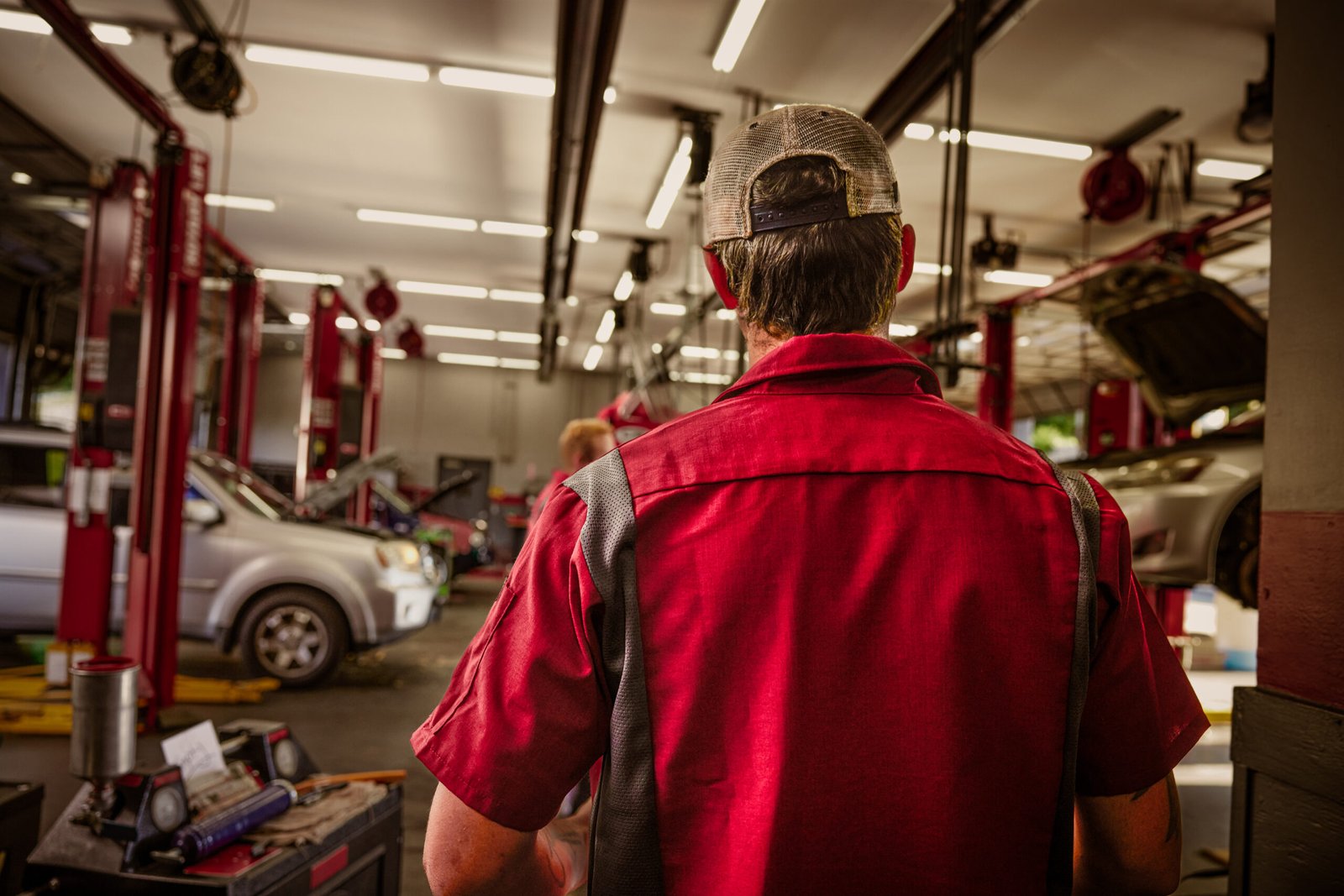 Men's Short Sleeve Performance Plus Shop Shirt With Oilblok Technology - Image 6