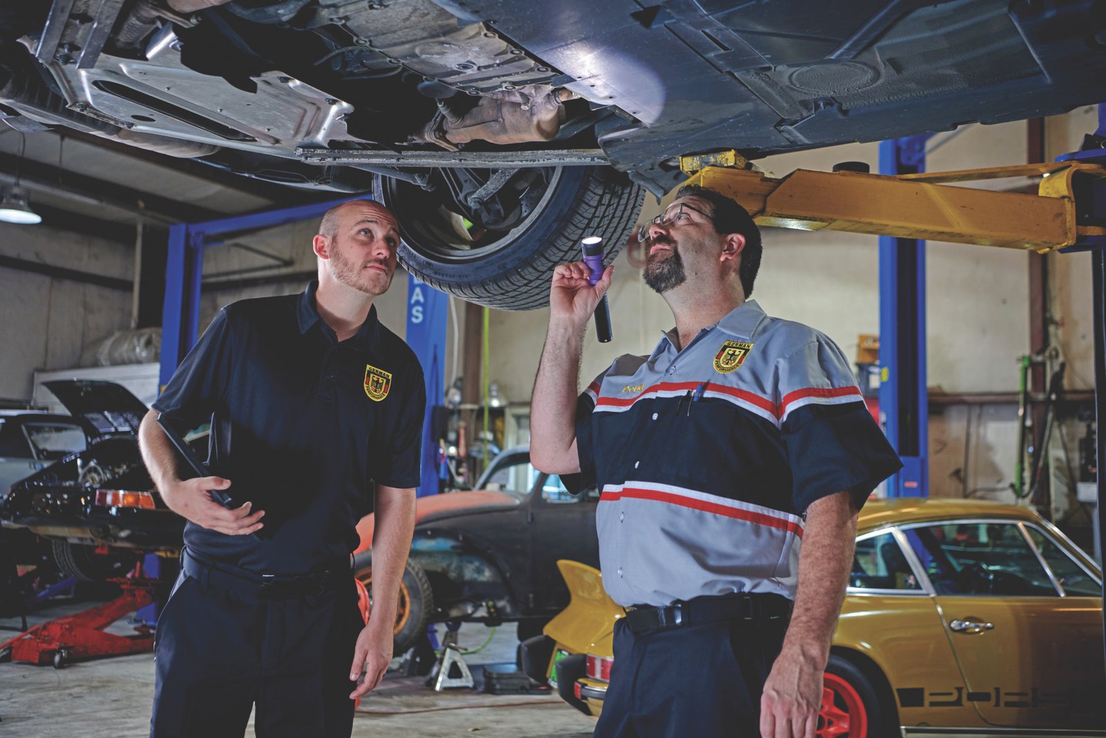 Men's Short Sleeve Technician Shirt - Image 5